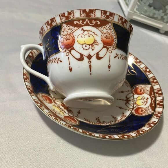 Antique Royal Vale Colclough Imari Cup and Saucer, made in Longton, England. - Picture 5 of 16
